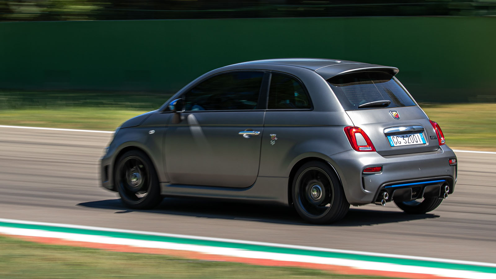 Επετειακό Abarth 595 από 22.250&euro; στην Ελλάδα